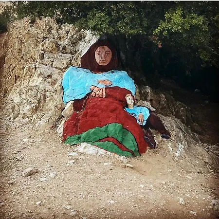 Πανσιόν Pedrales 3*